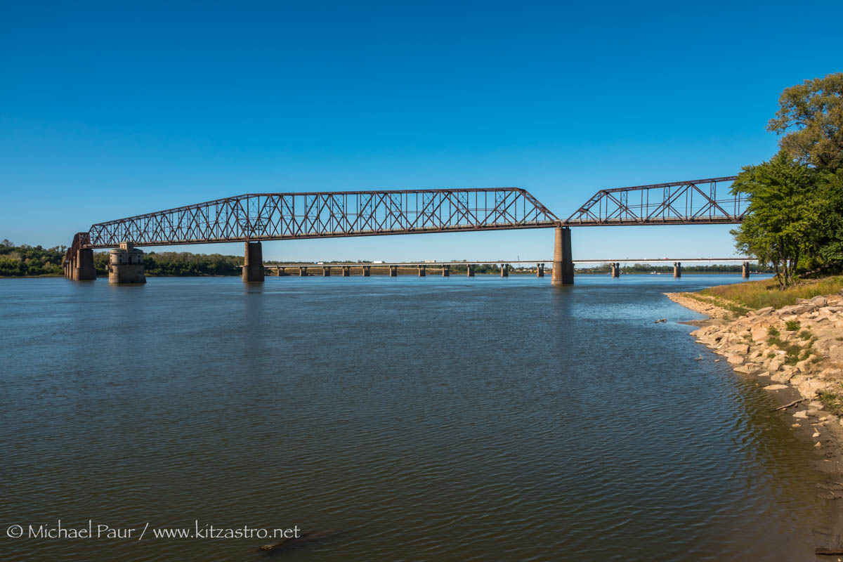 chain of rocks bridge